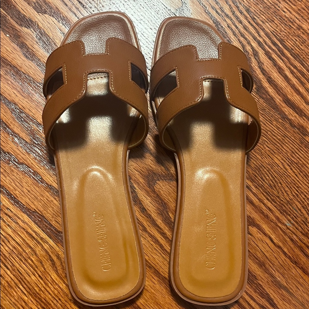 Women’s brown sandals